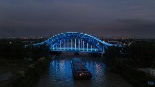 黑科技·悟空燈具點亮鹽平塘大橋！見證綠色照明的力量！